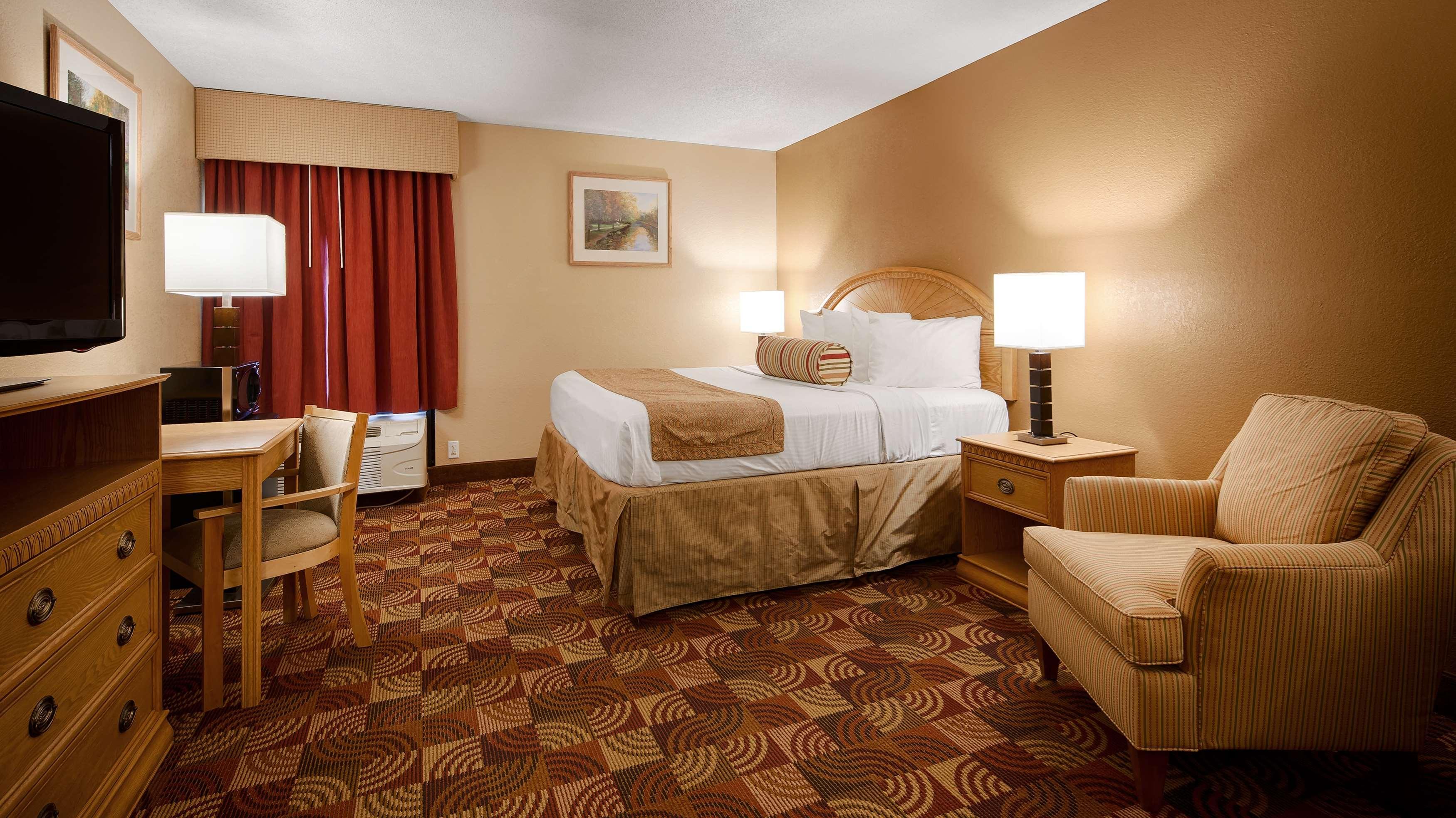Best Western Martinsville Inn Экстерьер фото